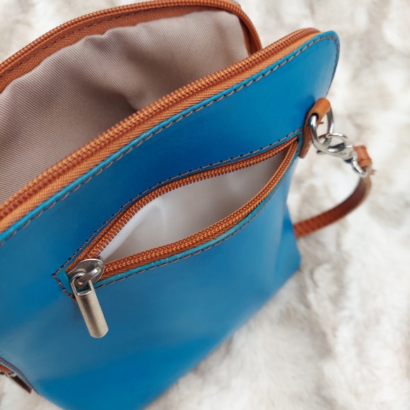 Florence 6" x 6" x 3" Leather Crossbody Bag - Picture 10 of 10